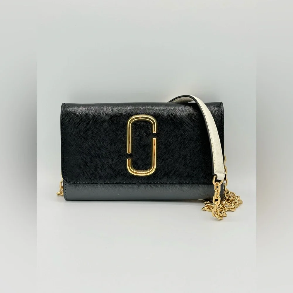 Marc Jacobs Snapshot Wallet On Chain - Picture 1 of 10